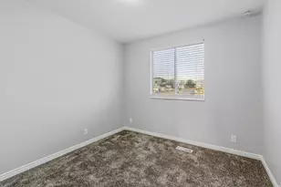 5819 S 3275 W, Taylorsville, UT 84118 - Photo 34