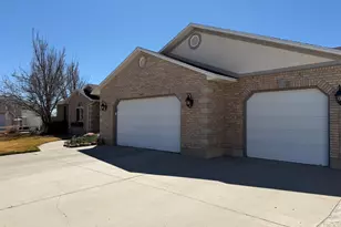 1697 W 2450 N, Vernal, UT 84078 - Photo 2