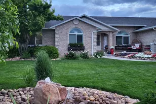 1697 W 2450 N, Vernal, UT 84078 - Photo 2