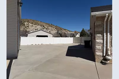 1697 W 2450 N, Vernal, UT 84078 - Photo 30