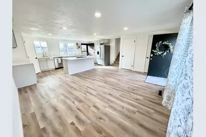 1503 N 300 W, Bountiful, UT 84010 - Photo 2
