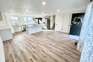 1503 N 300 W, Bountiful, UT 84010 - Photo 2