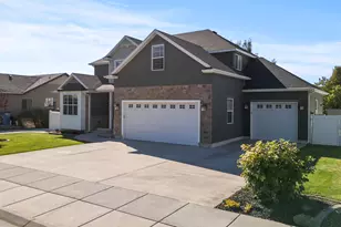 821 S 525 E, River Heights, UT 84321 - Photo 40