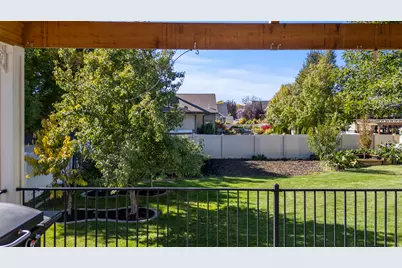 821 S 525 E, River Heights, UT 84321 - Photo 28