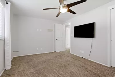 639 E Calnette Dr, Sandy, UT 84070 - Photo 12