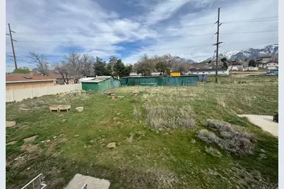 8629 S Vaquero Dr, Sandy, UT 84107 - Photo 14