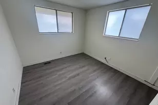 8629 S Vaquero Dr, Sandy, UT 84094 - Photo 8