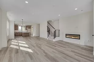 1482 W Kiera Ct S, Farmington, UT 84025 - Photo 8