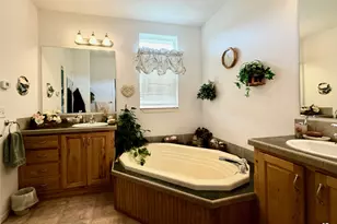 2780 S Bunch Grass Dr, Garden City, UT 84028 - Photo 26