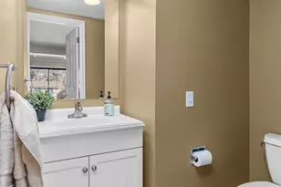 2115 S Ridgewood Wy, Bountiful, UT 84010 - Photo 12