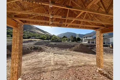 829 S 2200 E, Springville, UT 84663 - Photo 6