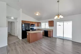 4519 E Bridleway Rd, Eagle Mountain, UT 84005 - Photo 4