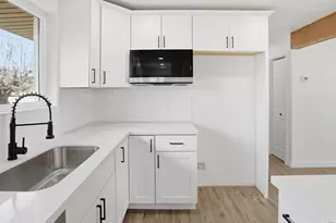 8154 S Roosevelt St, Midvale, UT 84047 - Photo 6