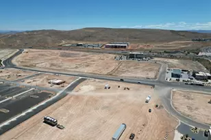 878 W Nighthawk Dr, Saint George, UT 84790 - Photo 1