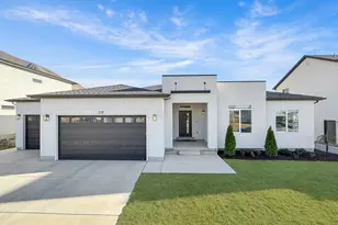 739 W Powderwood Ln, Mapleton, UT 84664 - Photo 2