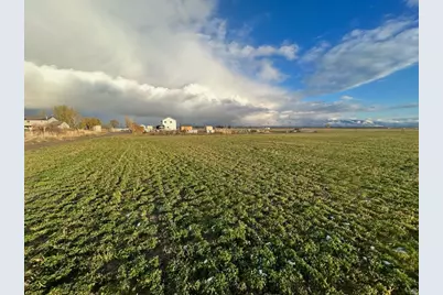 1445 S 800 E, Trenton, UT 84338 - Photo 4