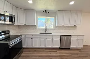 9088 S Julie Ann Way, West Jordan, UT 84088 - Photo 8