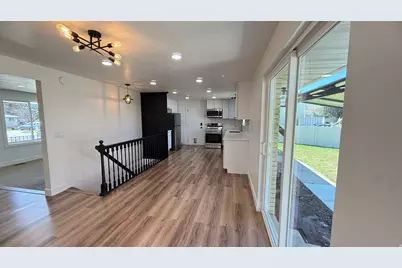 9088 S Julie Ann Way, West Jordan, UT 84088 - Photo 6