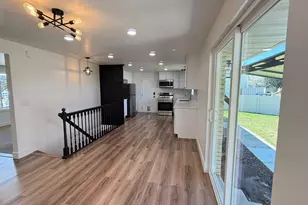 9088 S Julie Ann Way, West Jordan, UT 84088 - Photo 6