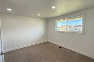 9088 S Julie Ann Way, West Jordan, UT 84088 - Photo 12