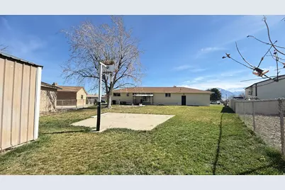 9088 S Julie Ann Way, West Jordan, UT 84088 - Photo 26