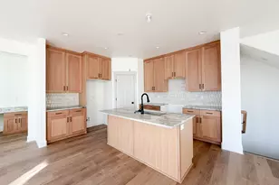 7007 W Hazel Oak Ct, Herriman, UT 84096 - Photo 4