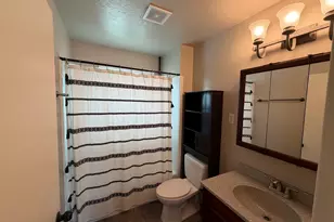 211 S 700 E, Price, UT 84501 - Photo 6