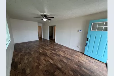 211 S 700 E, Price, UT 84501 - Photo 2