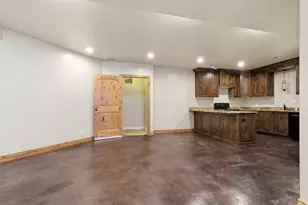 15766 S Gunstock Dr, Bluffdale, UT 84065 - Photo 36