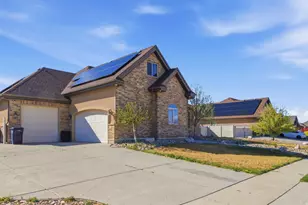 15766 S Gunstock Dr, Bluffdale, UT 84065 - Photo 4