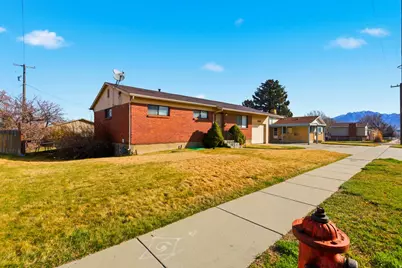 2342 W 6200 S, Taylorsville, UT 84129 - Photo 2