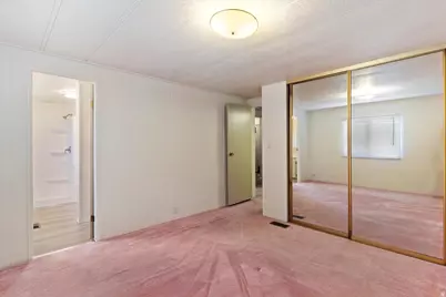3800 S 1900 W, Roy, UT 84067 - Photo 12