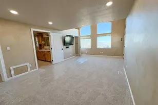 610 Meadowlark Ln, Bountiful, UT 84010 - Photo 50