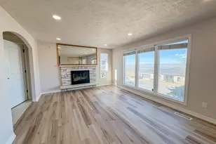 610 Meadowlark Ln, Bountiful, UT 84010 - Photo 8