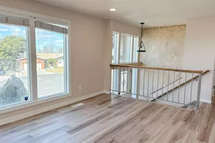 610 Meadowlark Ln, Bountiful, UT 84010 - Photo 10