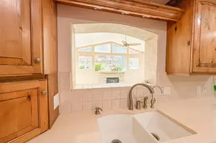 610 Meadowlark Ln, Bountiful, UT 84010 - Photo 16