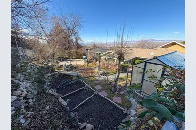 610 Meadowlark Ln, Bountiful, UT 84010 - Photo 54