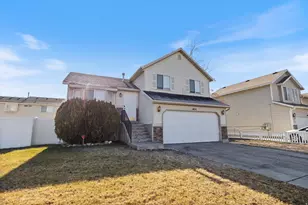 1453 W Lancelot Dr, West Valley, UT 84119 - Photo 4