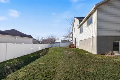 1453 W Lancelot Dr, West Valley, UT 84119 - Photo 24