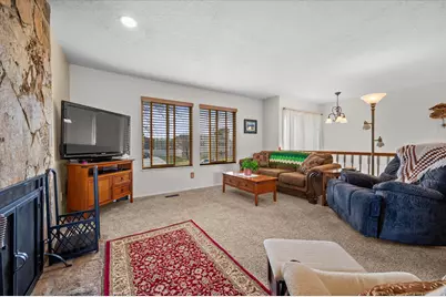 276 W Virginia Ave, Harrisville, UT 84404 - Photo 10