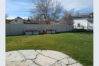 276 W Virginia Ave, Harrisville, UT 84404 - Photo 32