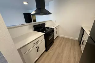 107 E B St, Salt Lake City, UT 84103 - Photo 6