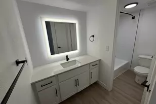 107 E B St, Salt Lake City, UT 84103 - Photo 12