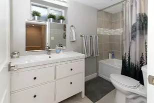 2226 E Castle Hill Ave S, Cottonwood Heights, UT 84121 - Photo 34