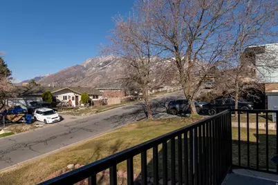 2226 E Castle Hill Ave S, Cottonwood Heights, UT 84121 - Photo 38