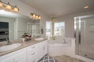 4112 E Gazelle Run, Eagle Mountain, UT 84005 - Photo 32