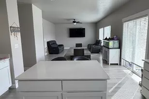 437 N 650 E, Springville, UT 84663 - Photo 4