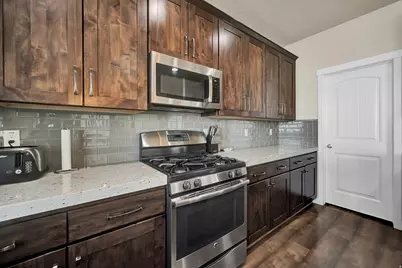 788 W Star Spangled Dr, Riverton, UT 84065 - Photo 10