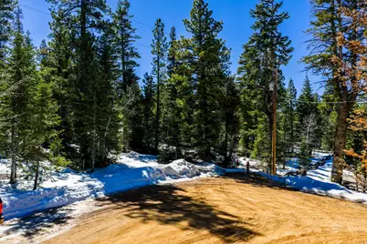 1420 E Woodchuck Rd, Duck Creek Village, UT 84762 - Photo 2