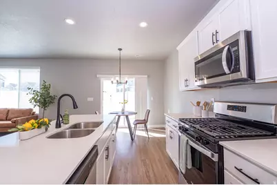 3497 S 4250 W #559, West Haven, UT 84401 - Photo 14